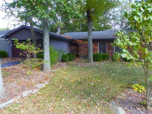 1965 W Choctaw Dr - Photo 2 of 55