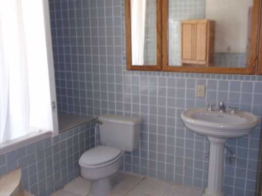 198 Aspen Dr - Photo 2 of 4