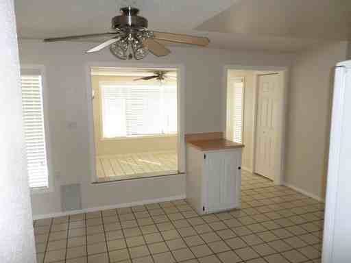 3929 E Willow Ave - Photo 3 of 16