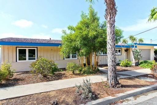 814 Amiford Dr - Photo 2 of 20