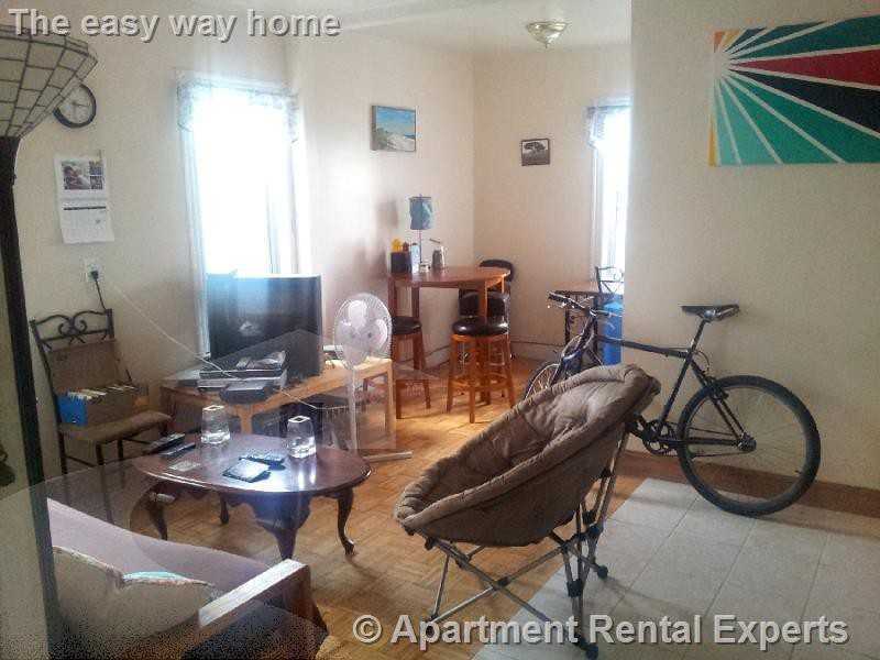 1 Mossland St #2