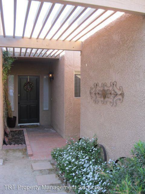 6522 N Foothills Dr - Photo 2 of 14
