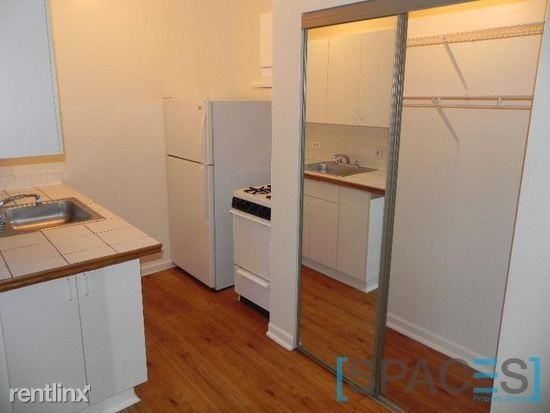 Montrose/Broadway - Photo 3 of 5