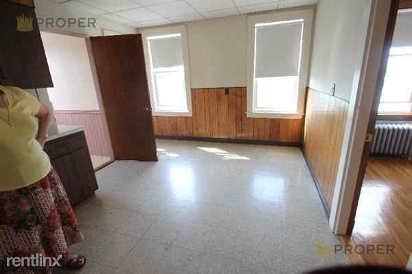 294 Washington Street - Photo 3 of 8