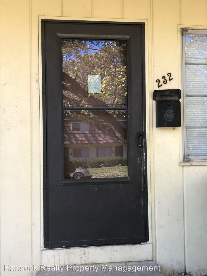 228 S ROSEDALE - Photo 2 of 17