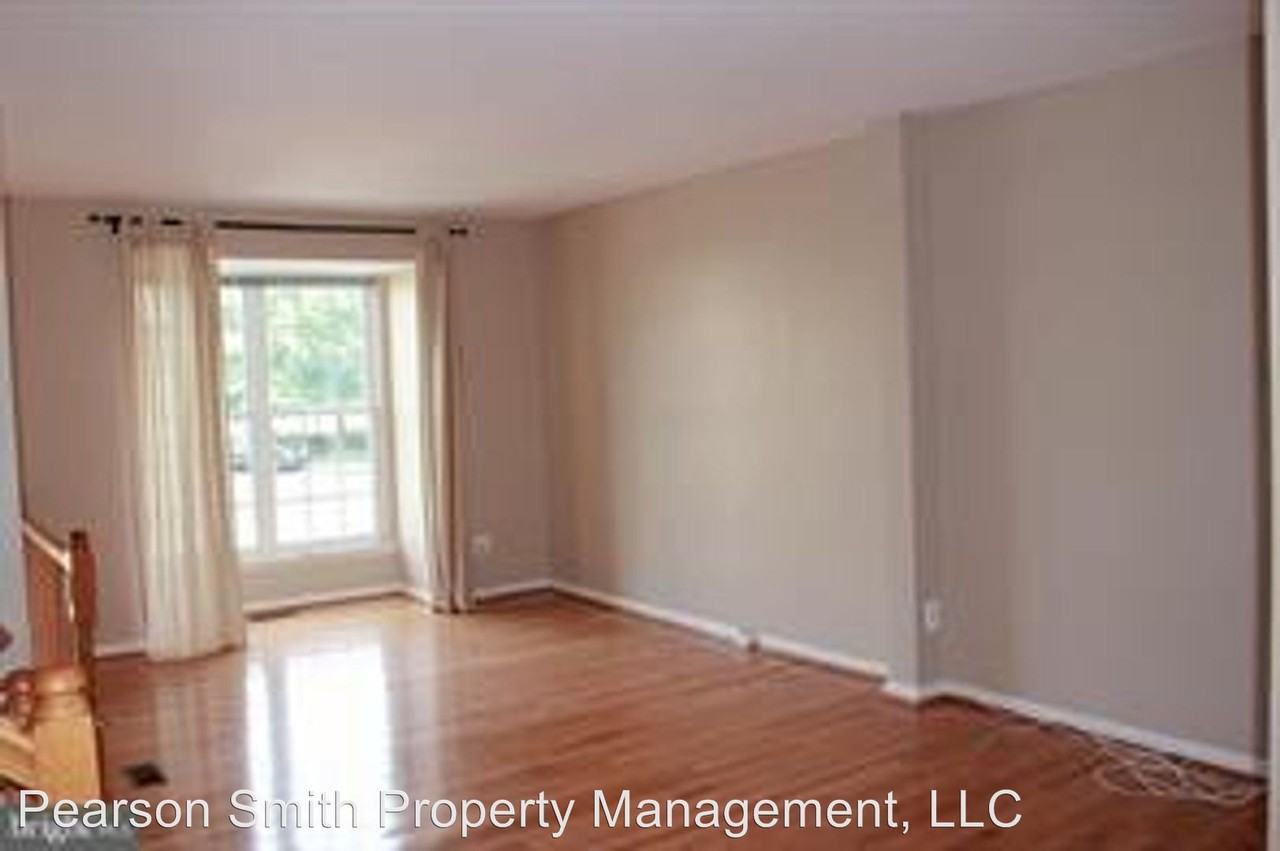 6328 Cullen Place - Photo 3 of 8