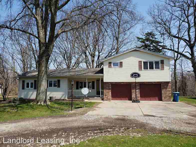 4003 Oak Point Road, Lorain, OH 44053 3 Bedroom House for 1,095/month Zumper