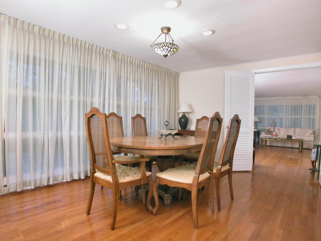 101 Round Top Rd - Photo 2 of 19