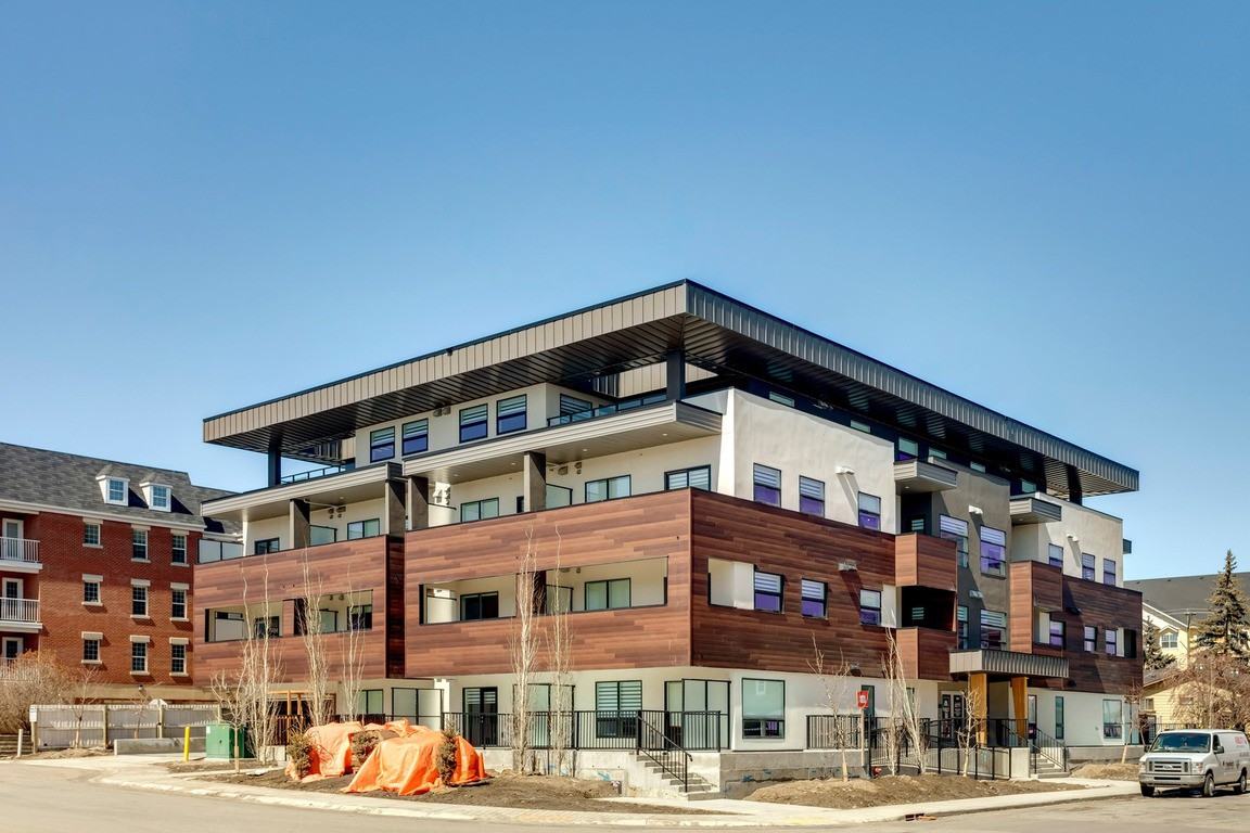 Mantra Marda Loop - Photo 3 of 14