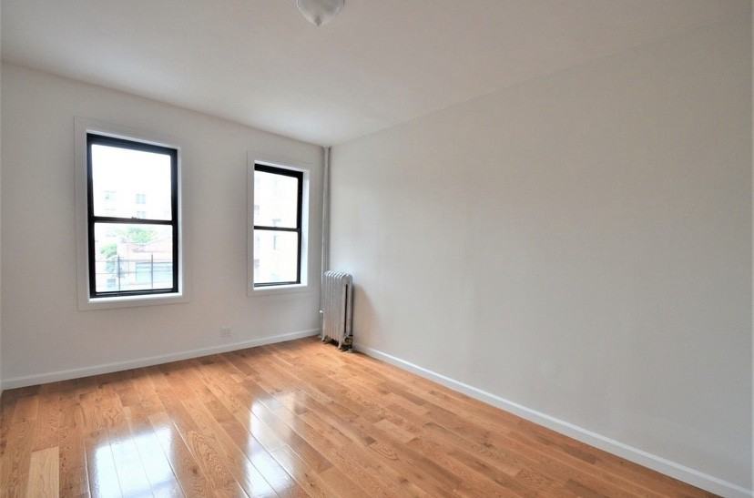 2120 Tiebout Avenue #D31