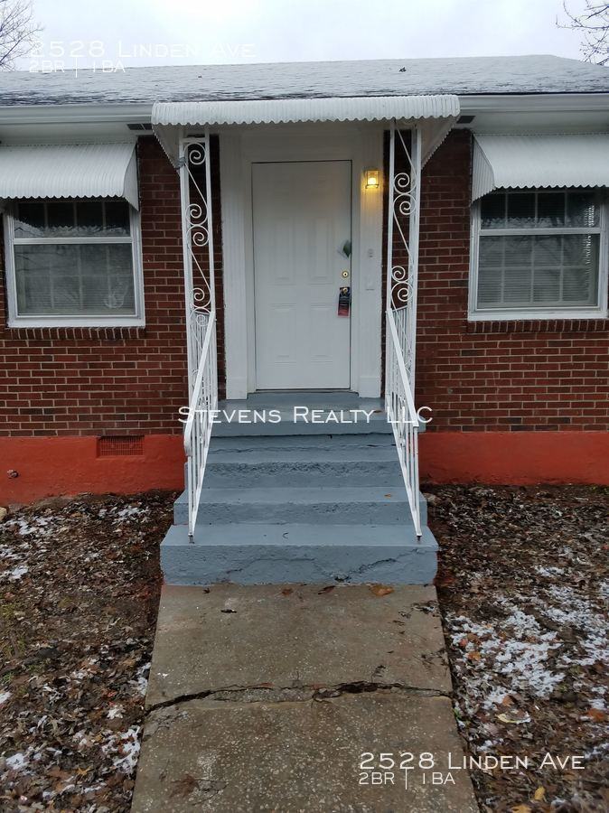 2528 Linden Ave - Photo 2 of 9