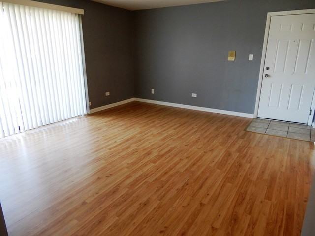 7101 166th #1B - Photo 2 of 12