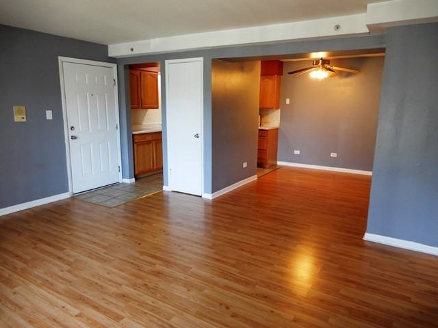 7101 166th #1B - Photo 3 of 12