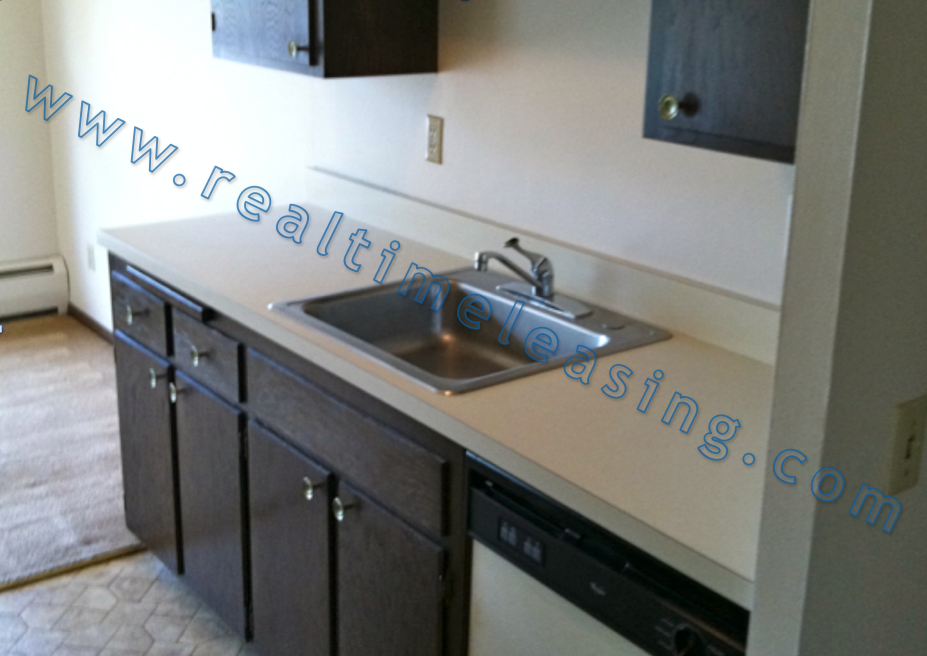 931 7th St. South - Photo 3 of 11