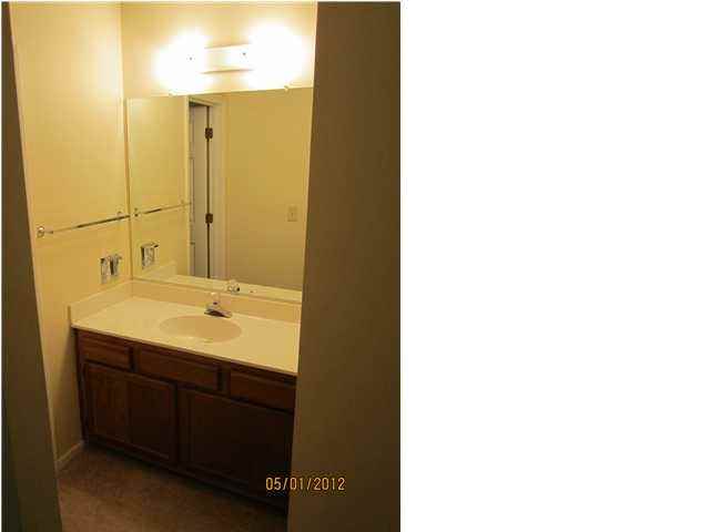 103 Indigo Ln - Photo 2 of 14