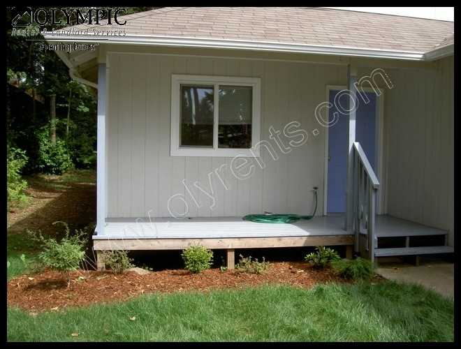 1920 Fairview St NE - Photo 2 of 12