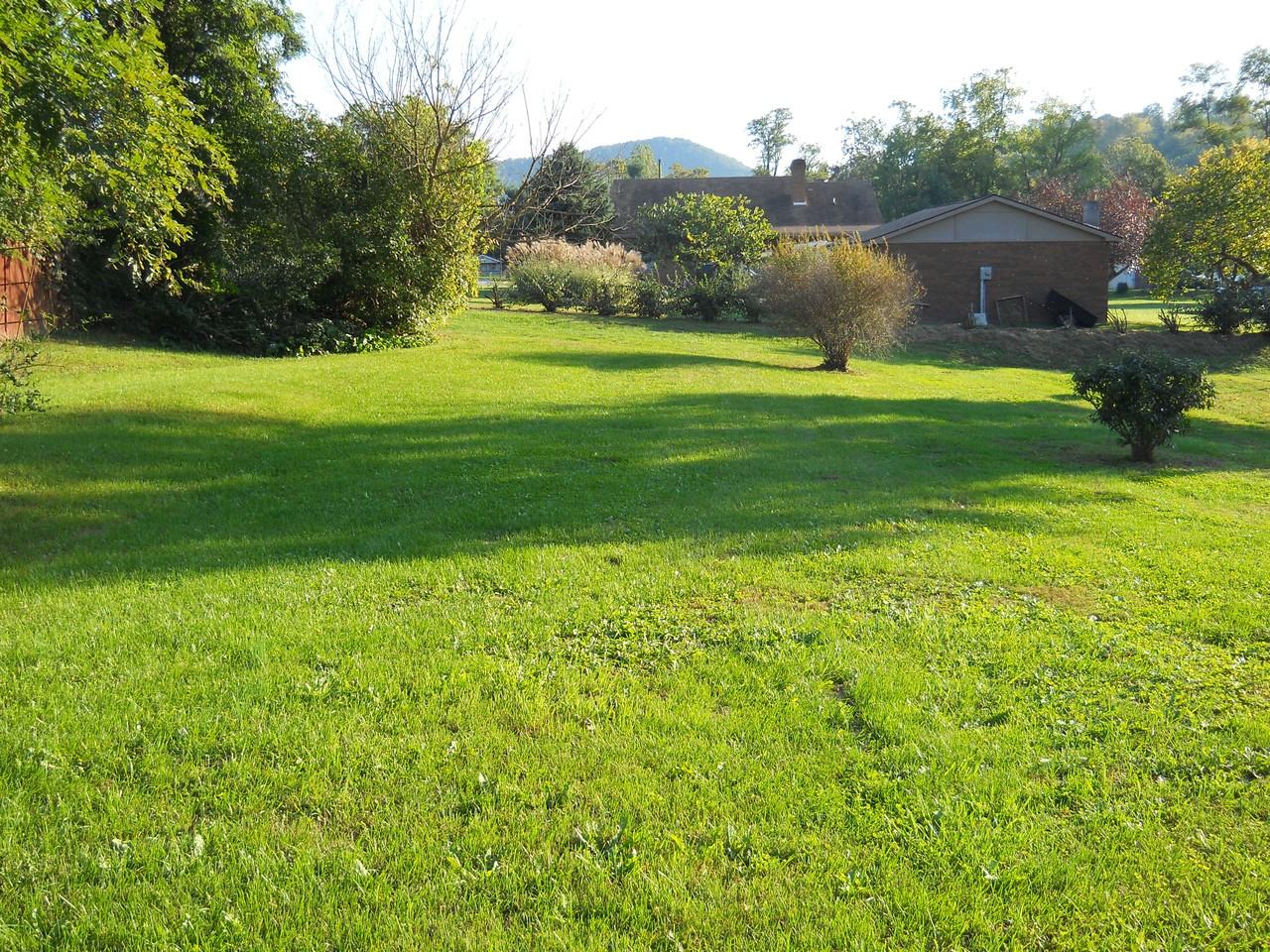 5283 Walthall St - Photo 3 of 18