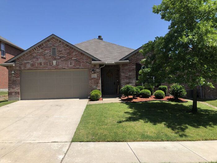 12928 Sewanee Drive - Photo 2 of 33