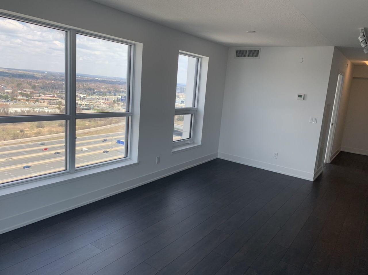 1255 Bayly St - Photo 3 of 11