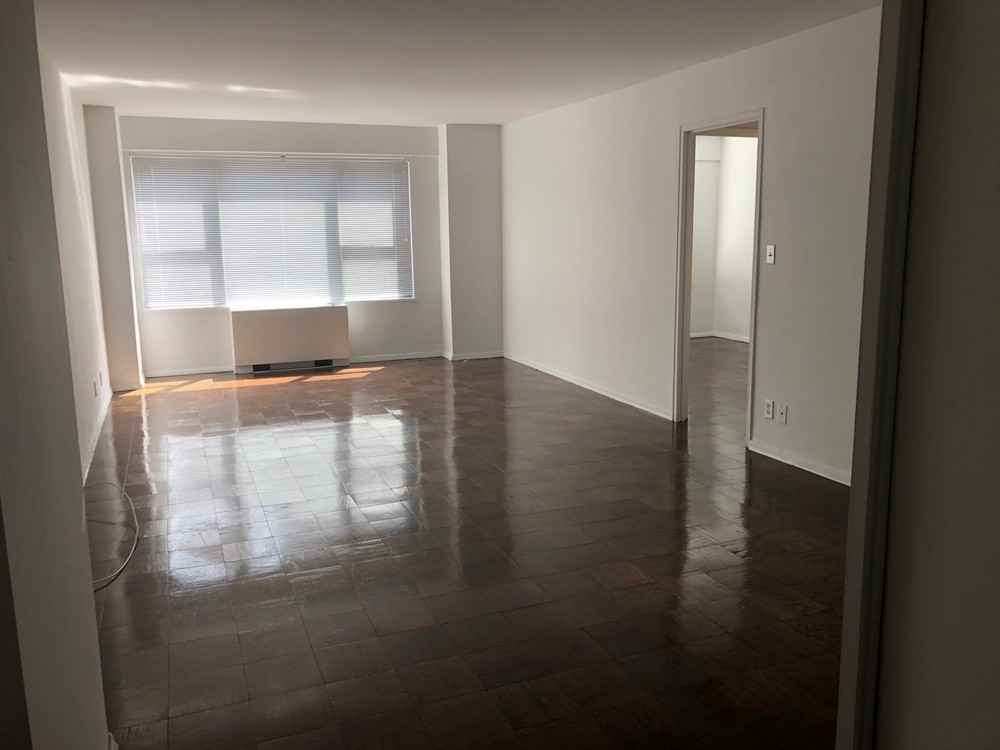 Regency Towers - Photo 3 of 26