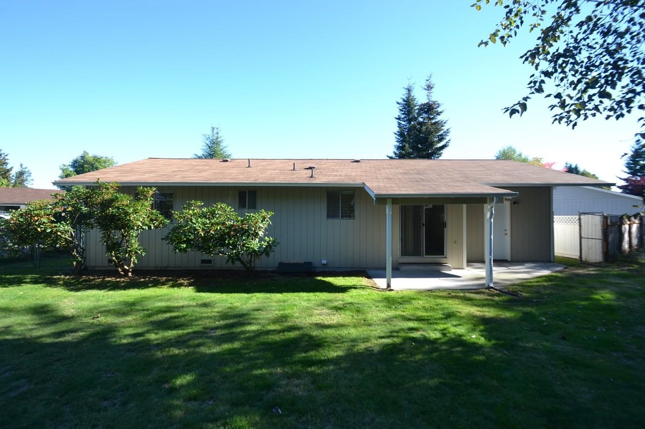 523 94th St SW - Photo 3 of 10