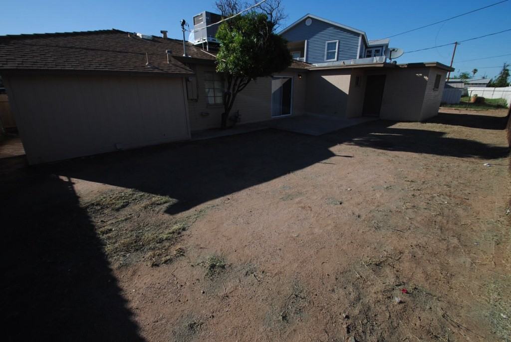 4531 N 27th Dr - Photo 2 of 14