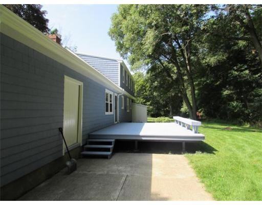 94 Homestead Cir - Photo 3 of 14