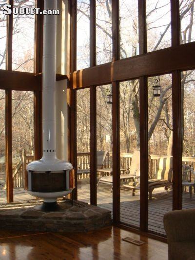 263 Roswell St - Photo 2 of 10