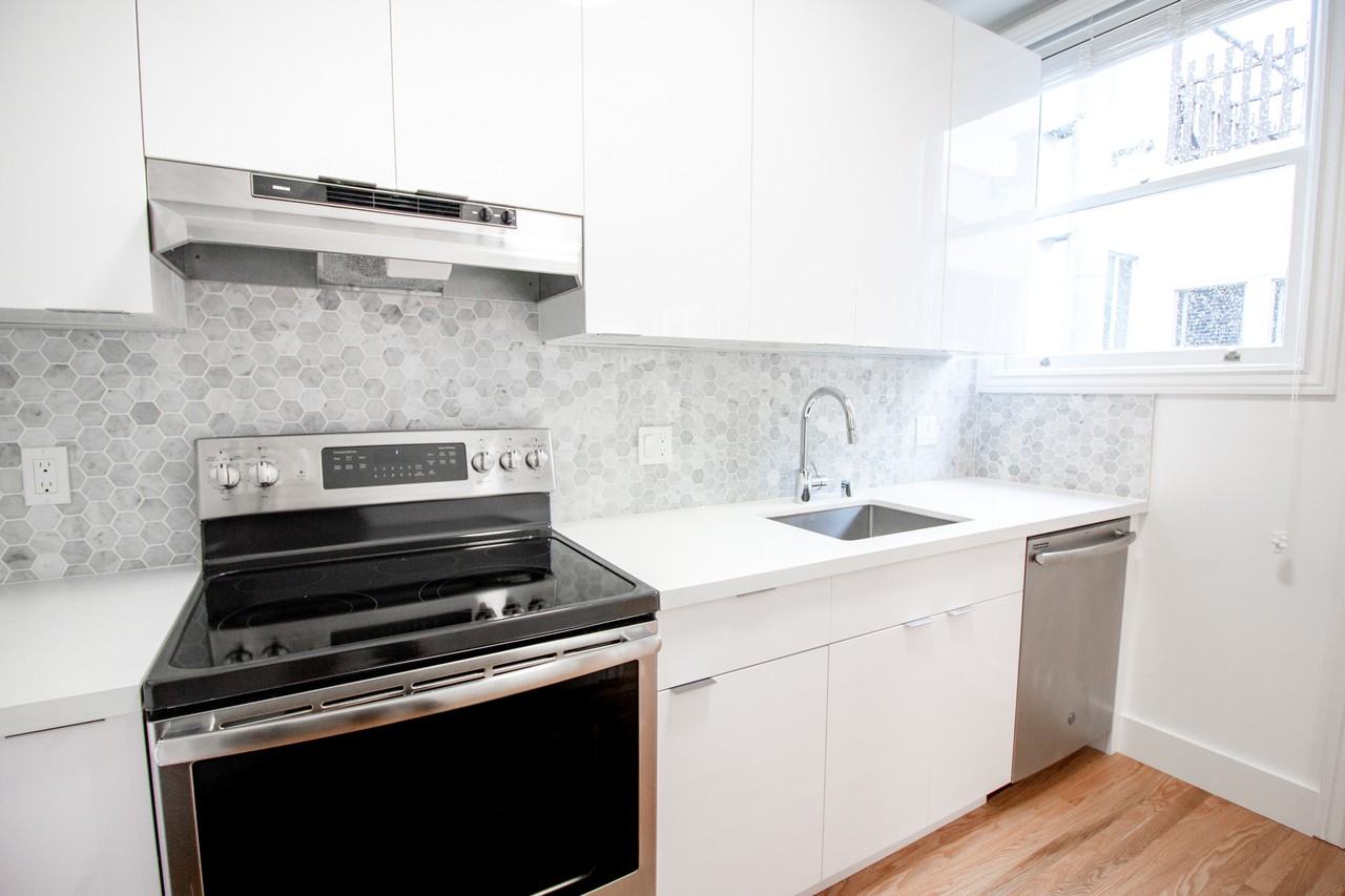 1935 Jefferson Street #301 - Photo 2 of 11