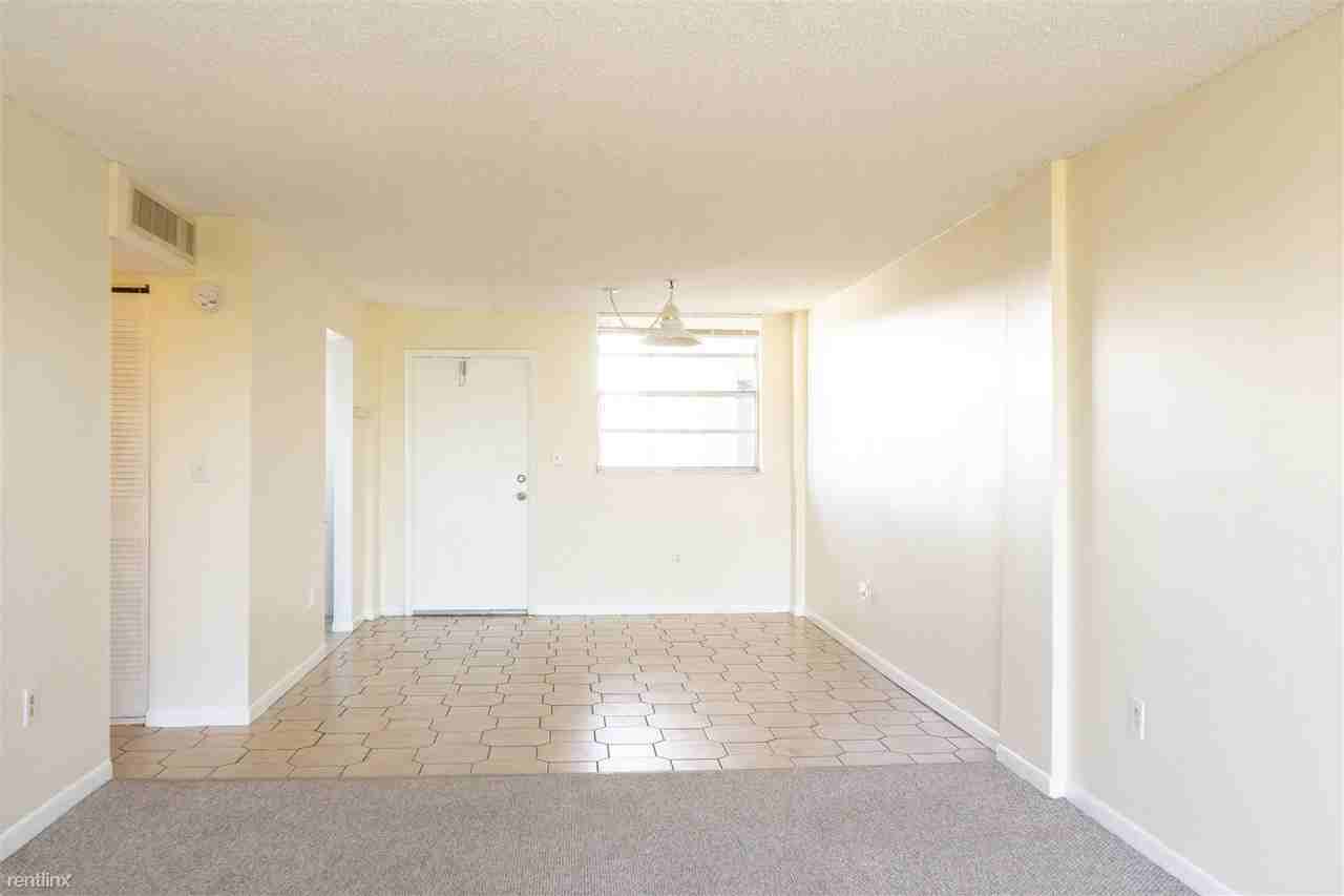 El Conquistador - Photo 3 of 9