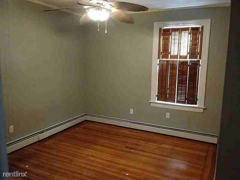 165 Harold Street - Photo 3 of 7