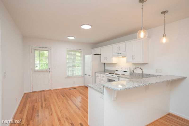 814 N 6th St - Photo 3 of 13