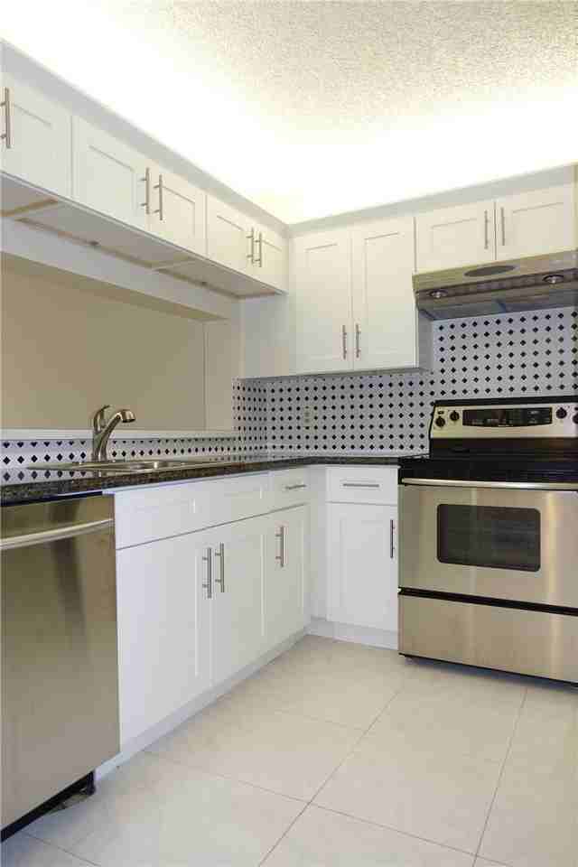 10600 Northwest 14th Street - Photo 3 of 15