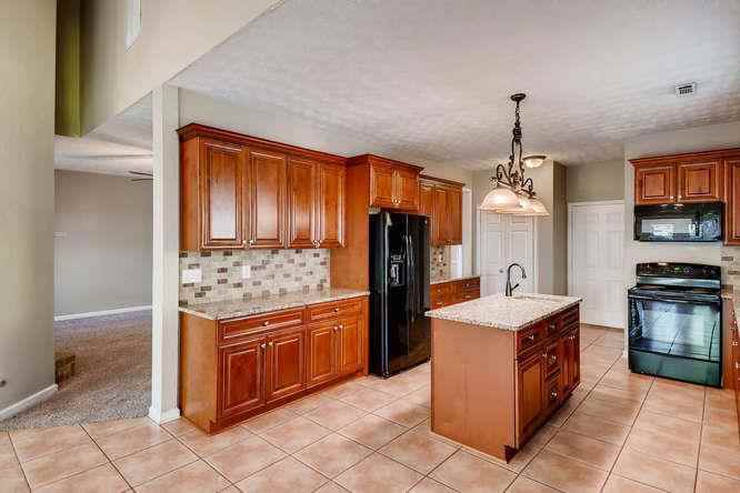 175 Southfield Drive - Photo 3 of 15