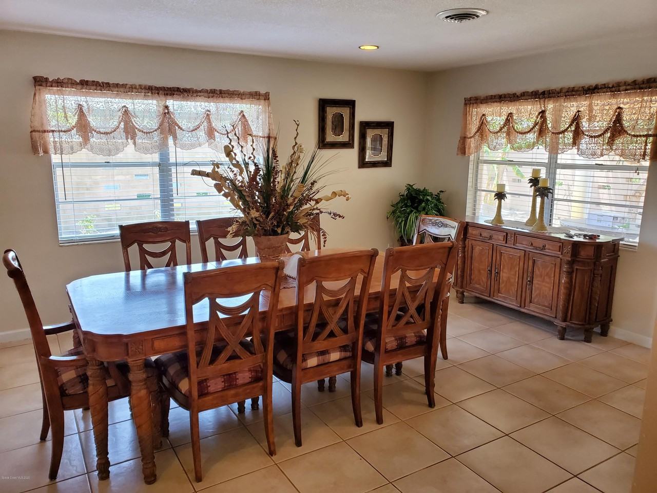 289 Ellwood Avenue - Photo 2 of 39