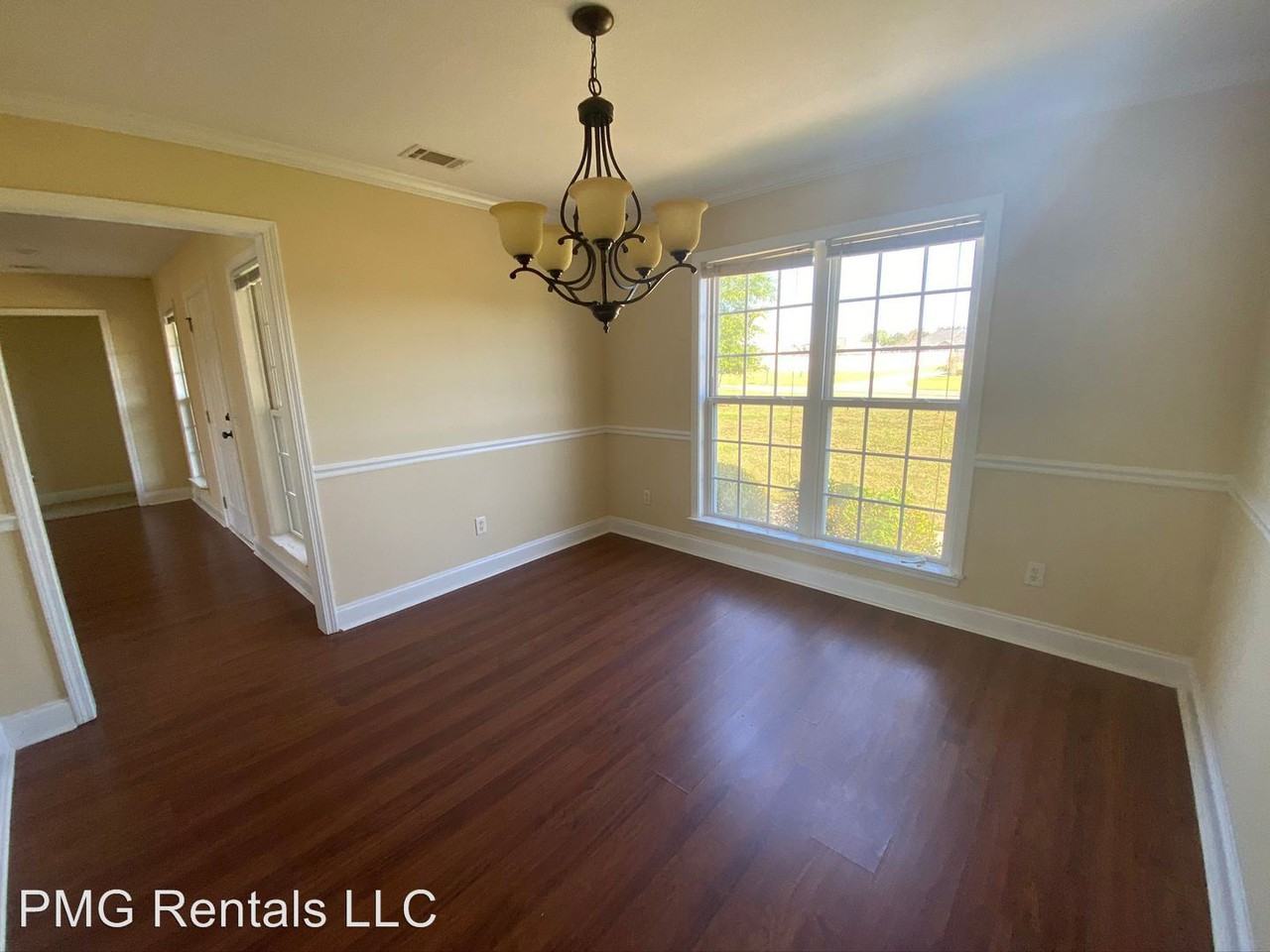 320 Leyland Road - Photo 3 of 10