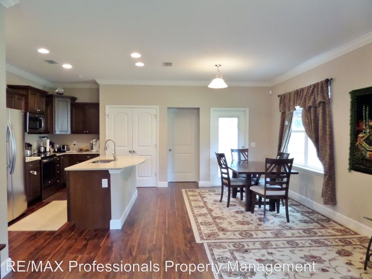 171 Sw Rose Pointe Place - Photo 3 of 15