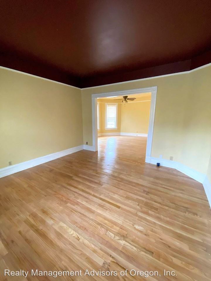 713 - 715 Monroe Street - Photo 3 of 14