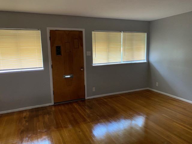 10508 Lilac Ave - Photo 3 of 13