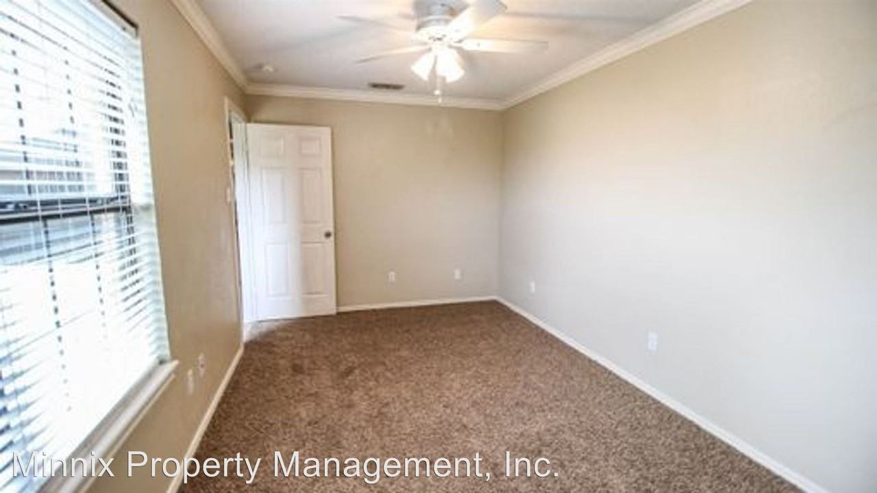 615 N Elkhart - Photo 2 of 12