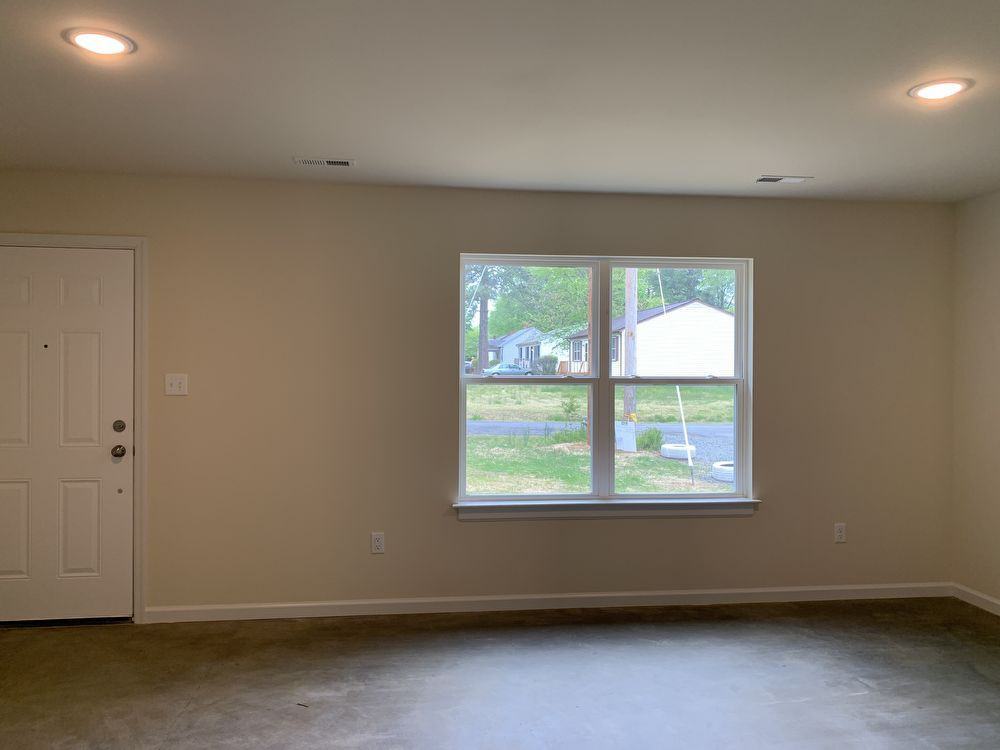 1521 Bangle Drive - Photo 3 of 25