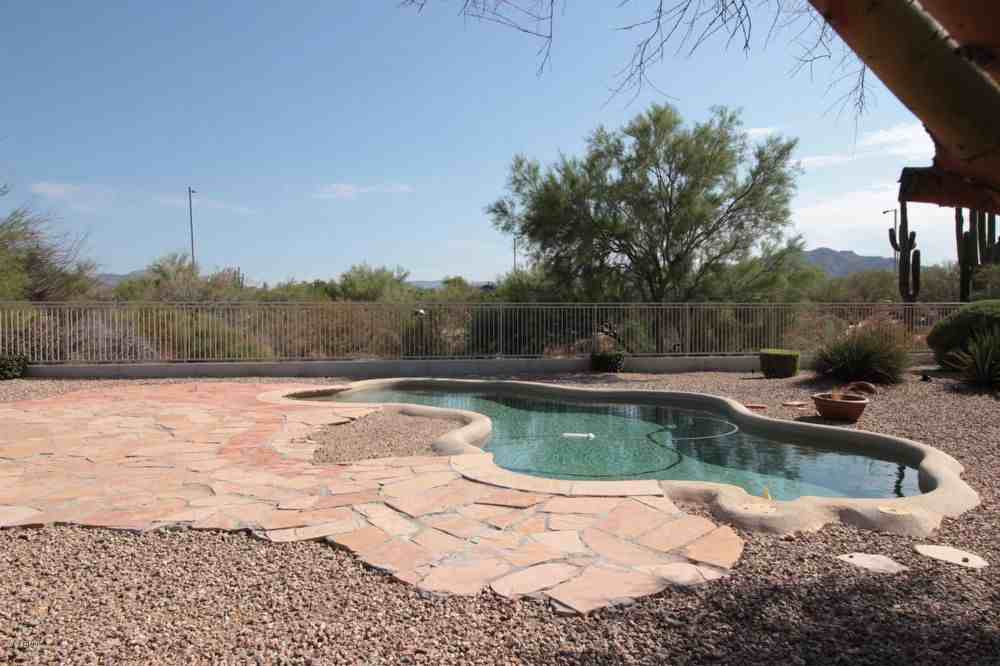 4429 East Smokehouse Trail - Photo 3 of 11