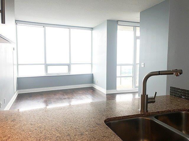 2230 Lake Shore Boulevard West #4201