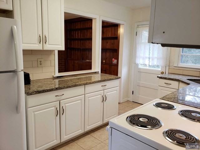 46 Pennsylvania Avenue - Photo 2 of 24