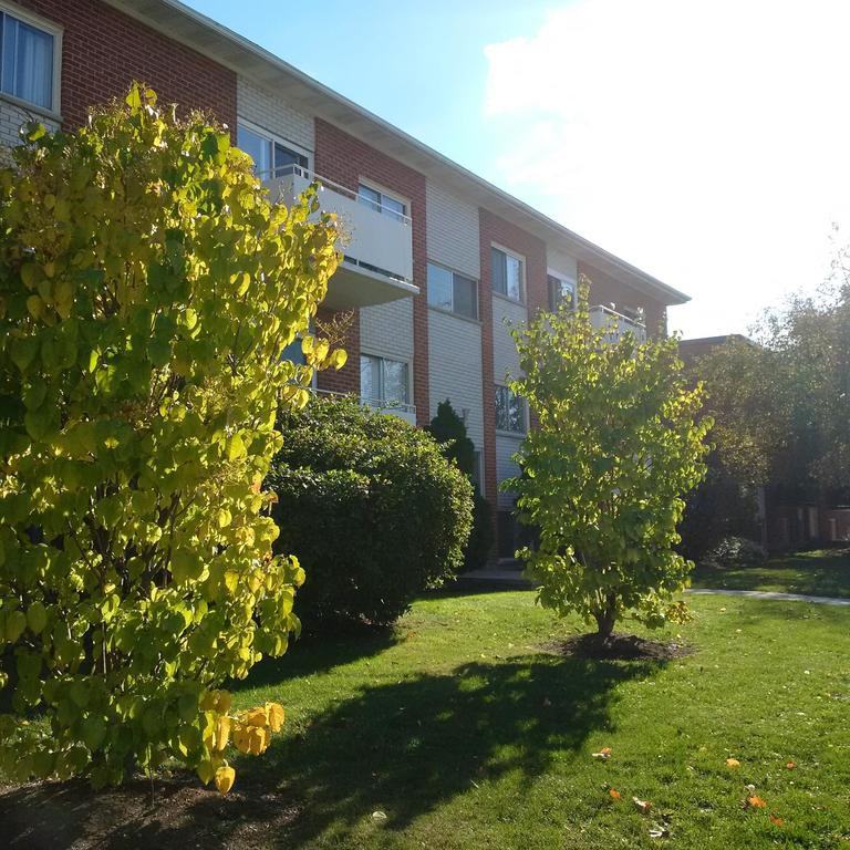 Speedvale Place Apartments 323 Speedvale Ave E, Guelph, ON N1E 1N4