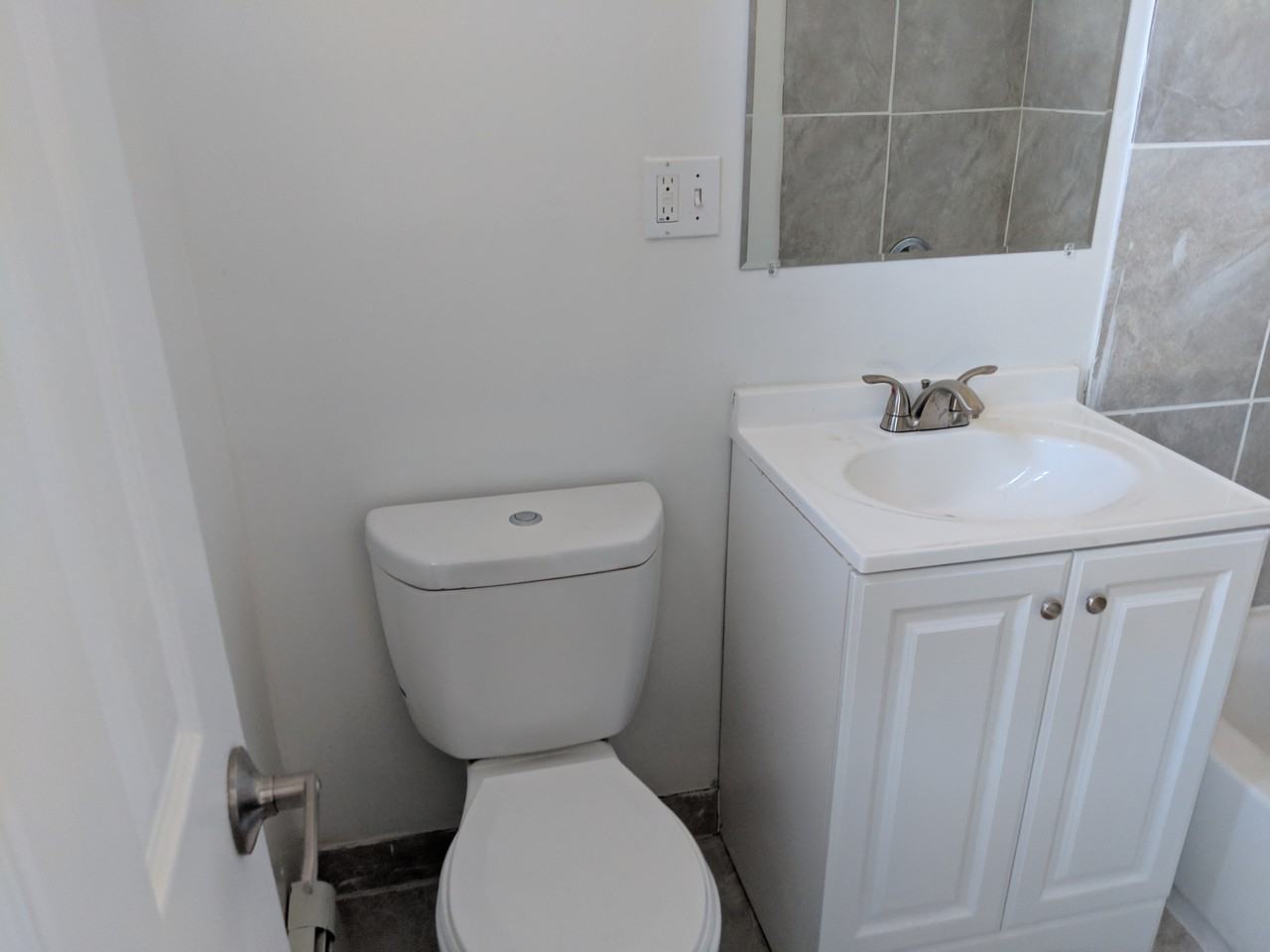 Fairfield Apartments - Photo 3 of 4