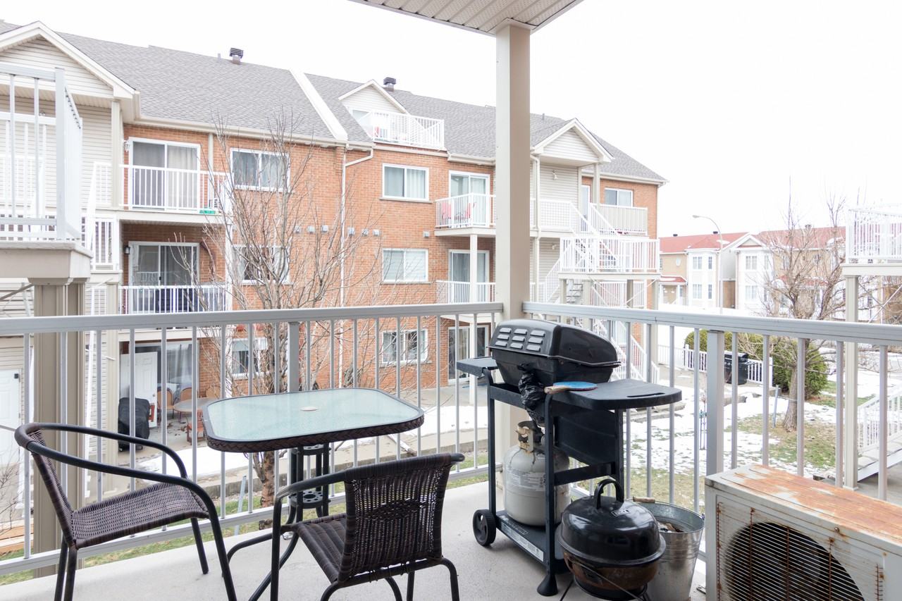 9456 Rue Riverin - Photo 2 of 67