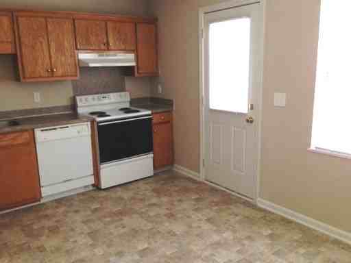 120 Aaron Pl NW - Photo 3 of 8