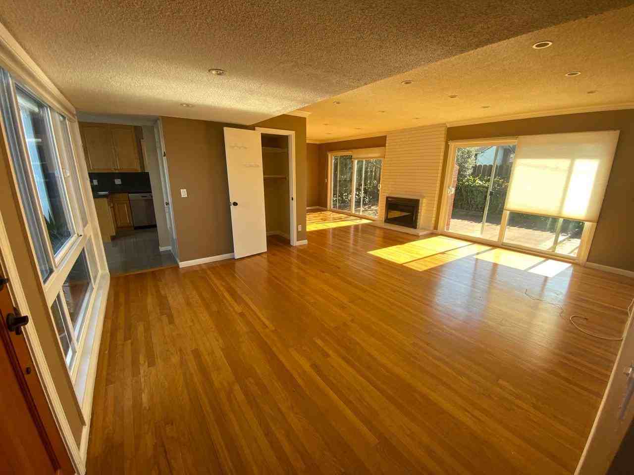 2440 Wexford Ave - Photo 2 of 16