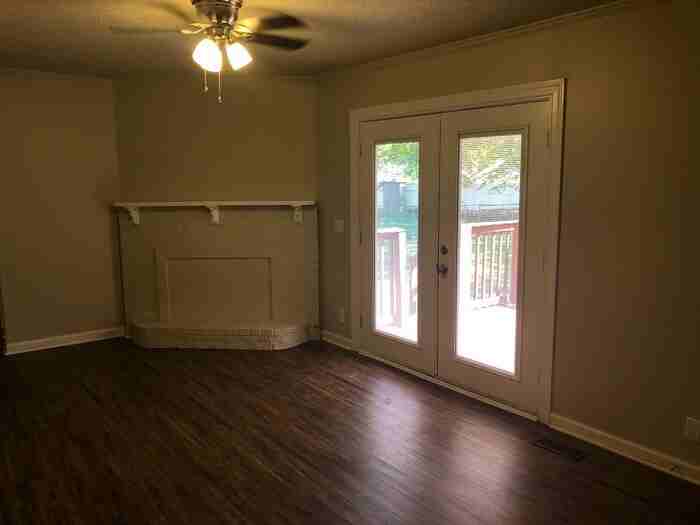 2604 Pentolope Drive Southeast - Photo 3 of 11